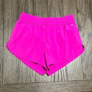 DSG Active Shorts - Size XS